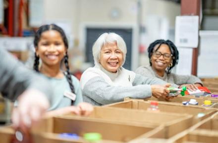 Spring Day of Caring: Join us for a morning of giving back to our community! This spring, we’re excited to offer two volunteer locations where you can roll up your sleeves, make a difference, and have some fun.